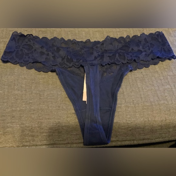 Victoria's Secret NWT Navy Lace Panty - Picture 2 of 4
